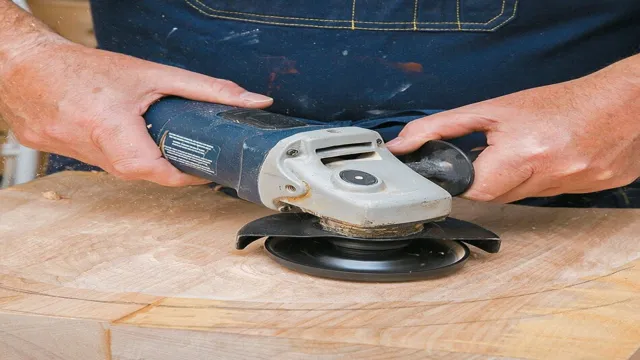 can i use an angle grinder to cut wood