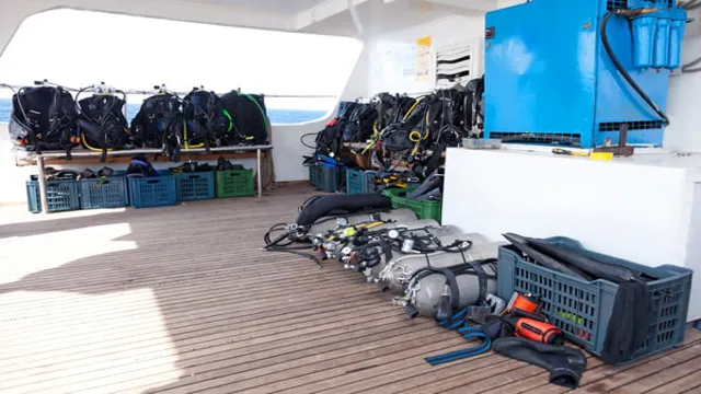 can you use an air compressor to fill scuba tanks