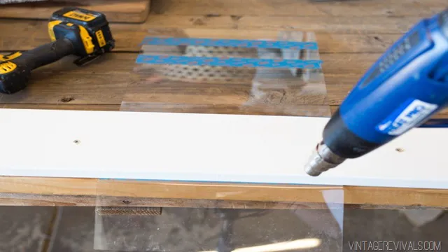 how to bend plexiglass with a heat gun