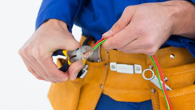 how to cut a paper clip without wire cutters