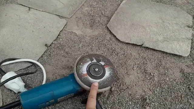 how to cut asphalt with an angle grinder