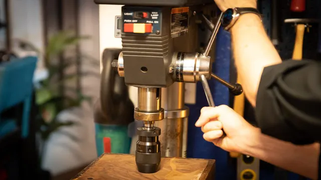 how to remove drill chuck from drill press