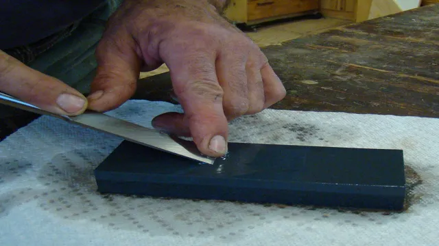 how to sharpen a chisel with an angle grinder