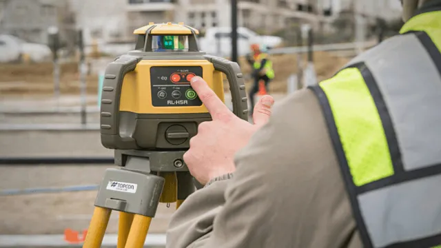 how to use a laser level to align fence posts