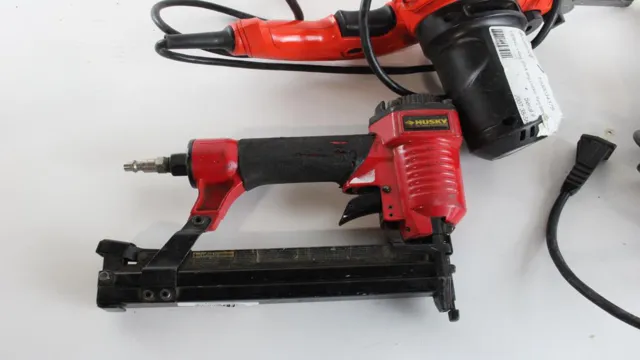 how to use husky 3 in 1 staple gun