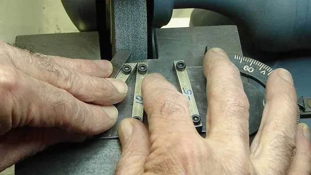 how to use metal lathe tools