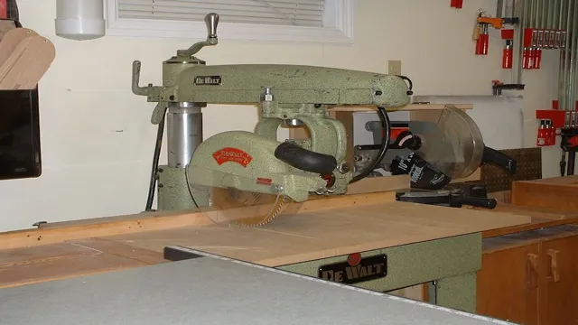 what is the appropriate guard device for a radial saw