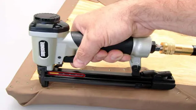 what is the best staple gun to use for upholstery